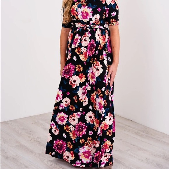 * LATCHED MAMA  MAXI * - Picture 2 of 4